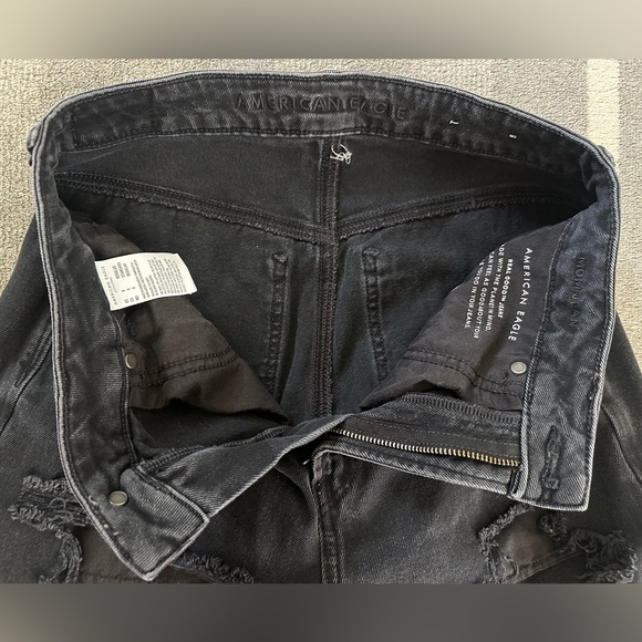Distressed American Eagle Mom Jean Sz. 6-reg - Picture 4 of 11